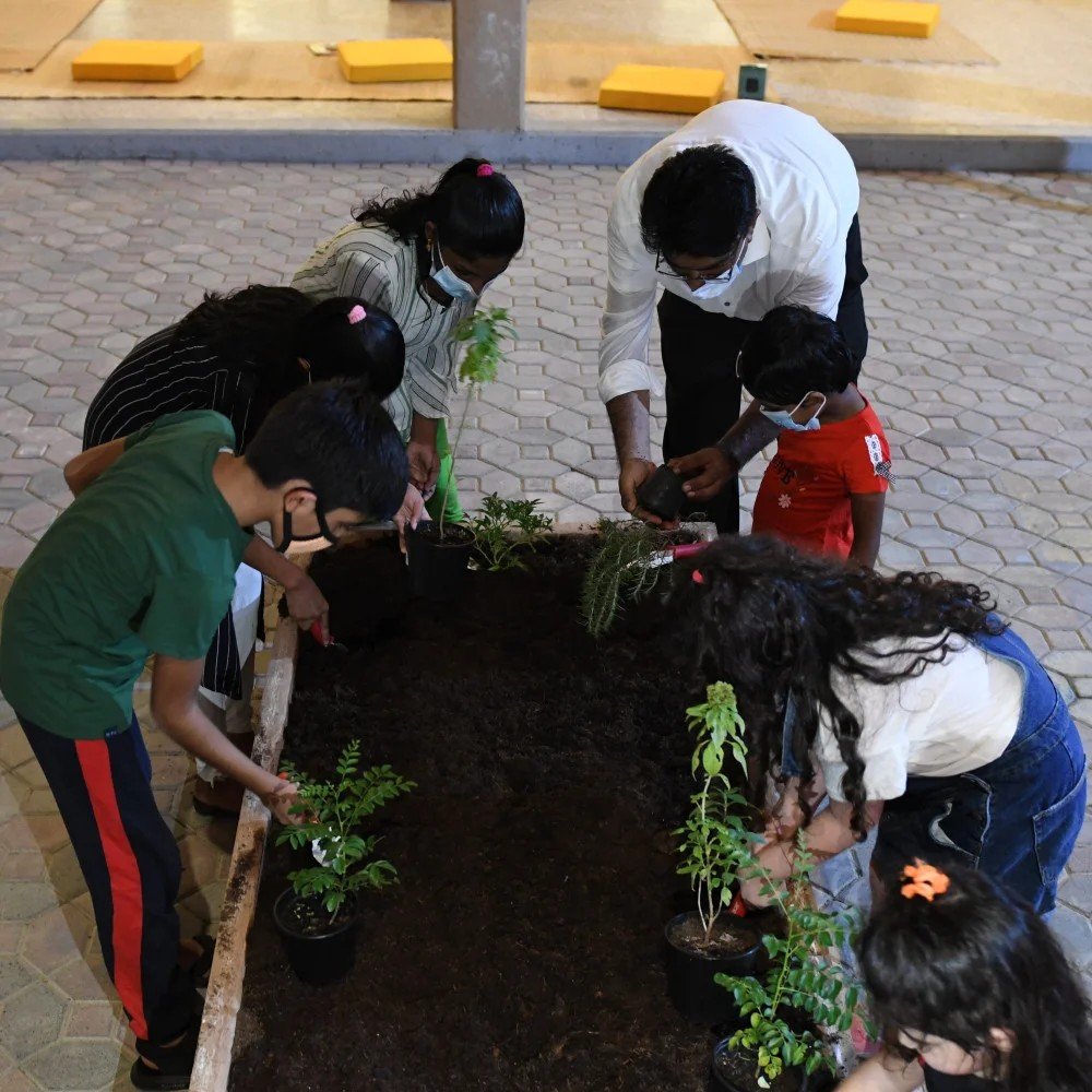 Community Meeting & Introduction Session II + Group Planting Activity I